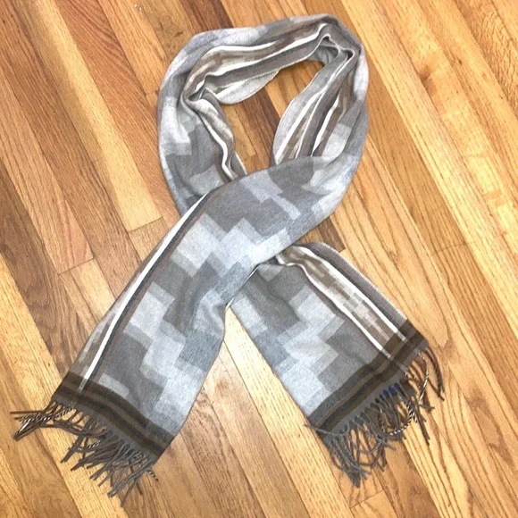 Vintage Cashmink V. Fraas Aztec Print Fringe Gray Winter Scarf - Picture 1 of 5